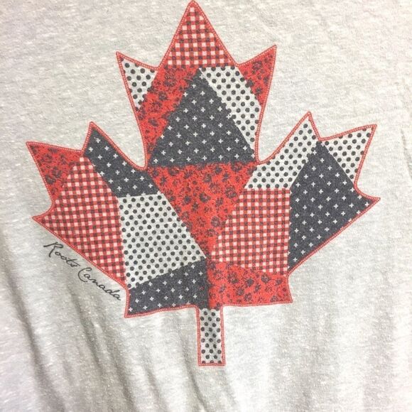 ROOTS Canada Short Sleeve T-Shirt Patchwork Maple Leaf Blue S - Picture 3 of 7
